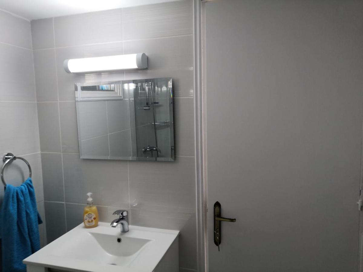Premium Beach Studio Wh 12 Apartment Polis Luaran gambar