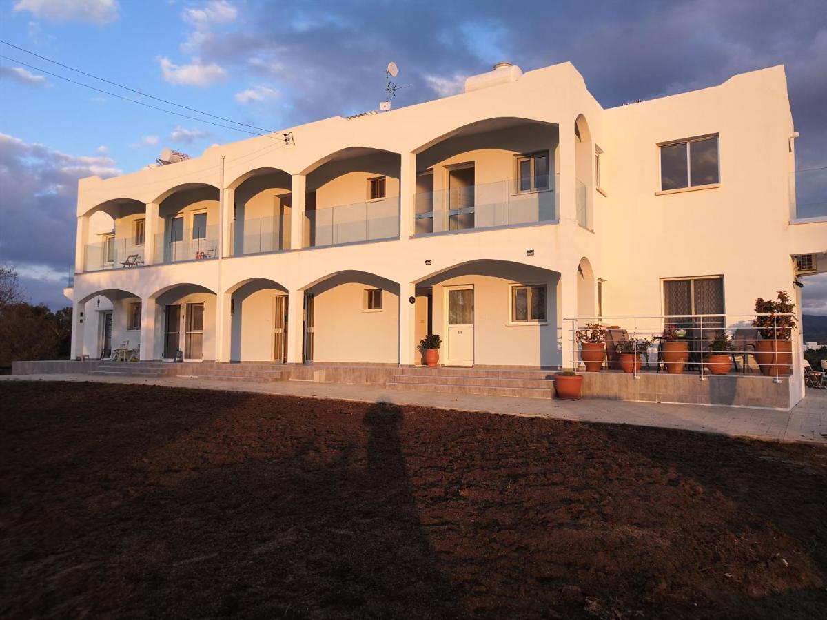 Premium Beach Studio Wh 12 Apartment Polis Luaran gambar